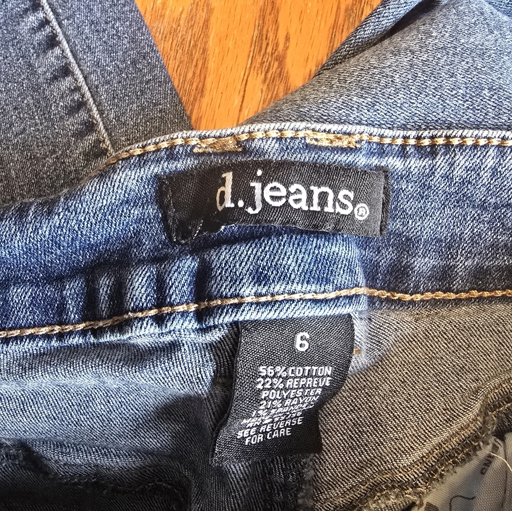D.Jeans - Picture 3 of 3